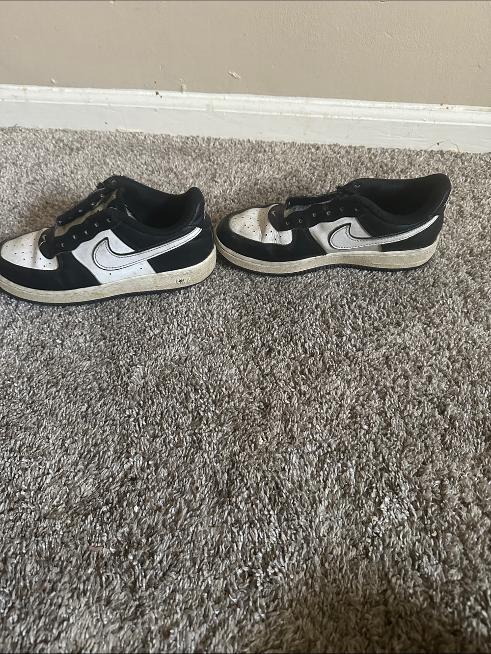 Nike Kids Black and White Low Top Swoosh Sneakers